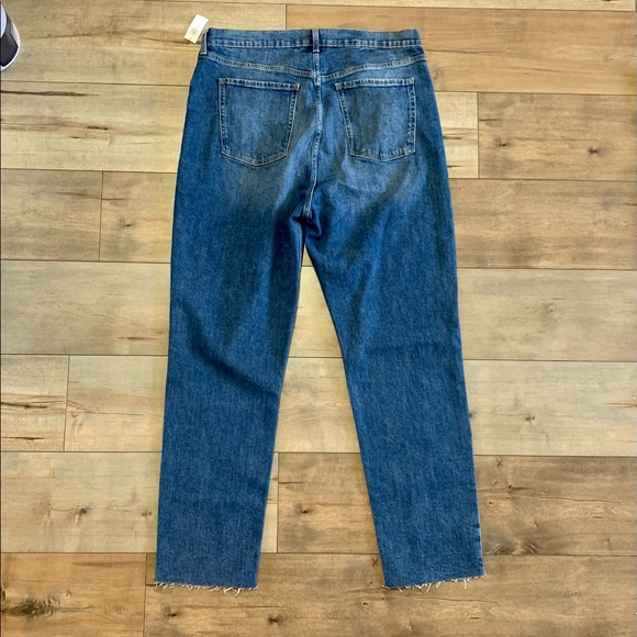 Old Navy Extra Sky Hi Straight Cut-Off Jeans - Size 18 Tall- NWT - Picture 11 of 13